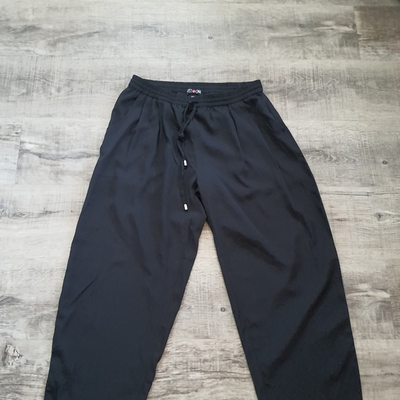 Black Drawstring Jogger Pants - Picture 4 of 9